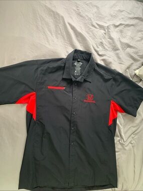 Honda Men's Black and Red Short-Sleeve Button-Down Work Shirt